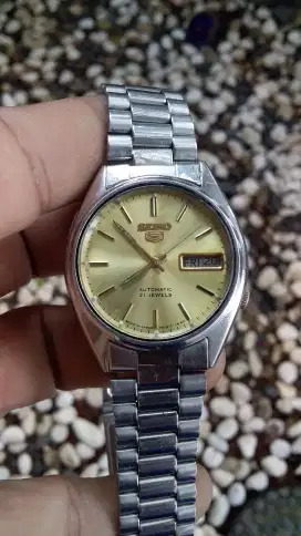 Jam Tangan Pria Seiko 5 Time Corp Otomatis 7009