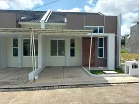 Dijual Rumah Komplek Green Tanah Mas Alang-alang Lebar Palembang