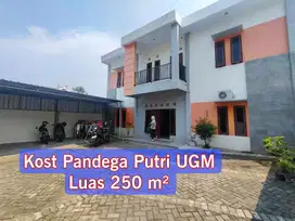 Kost dekat UGM dijual Parkir Luas tanah 250 meter