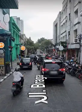 termurah! ruang usaha mainroad braga bandung tengah