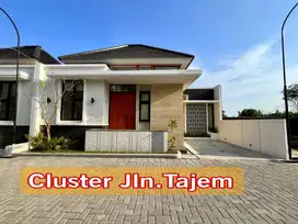 Rumah Dalam Perumahan Jalan Tajem Utara Maguwo