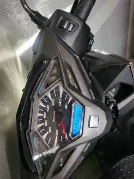 Vario 2017 KM 9rb ASLI