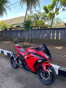 Kawasaki Ninja 250 FI Tahun 2013 (baca deskripsi lengkap)