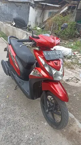 Honda beat esp tahun 2016.