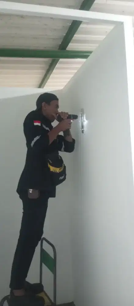 TUKANG LISTRIK RUMAHAN