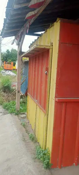 BHOOT CONTAINER