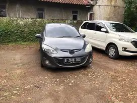 Dijual Mazda 2 S A/T 2010 Low Km Istimewa