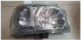 Lampu depan Hiace copotan kiri/kanan