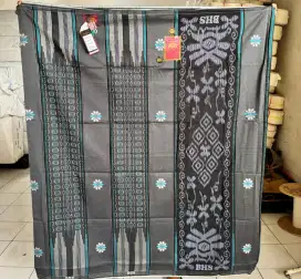 DIJUAL SARUNG BHS EXCELLENT