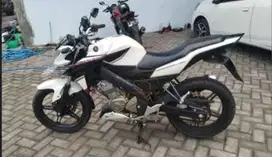 Di jual vixion 2016 bekas-seperti baru..