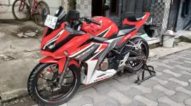 Jual beli motor