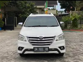 Kijang grend Innova G diesel mt 2014