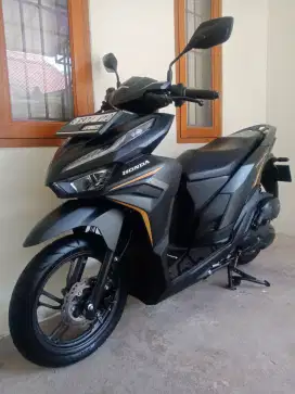 LOW KM! NEW VARIO CBS ISS KEYLESS PAJAK PANJANG FULL ORI KAYA BARU!