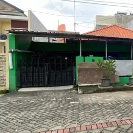 DIJUAL RUMAH MURAH MANYAR TIRTOASRI ROW JALAN LEBAR