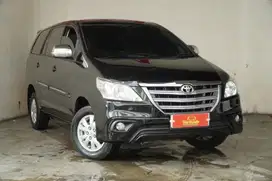 TOYOTA INNOVA G 2.0 AT 2014 HITAM