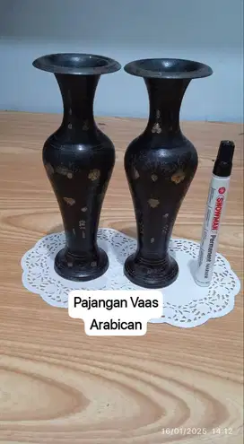 Pajangan Vas Arabican