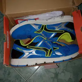 Sepatu Sport Running Calci Original Size 42