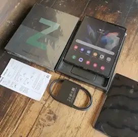 Samsung Z Fold3 12/512 GB Like New Bat Health ±95% Galaxy Fold 3 Green