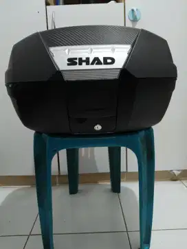 Box SHAD SH44 kondisi seperti baru