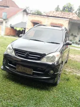 Xenia Li sporty sudah body kit