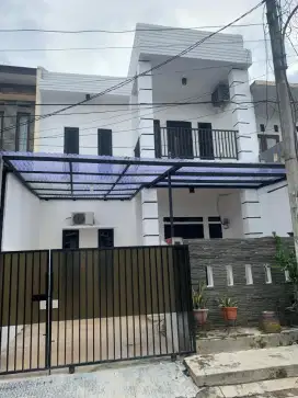 Villa Bintaro rumah sudah renovasi murah siap huni dekat kolam renang