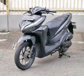 Superb Pajak Panjang! Honda Vario 125 ISS Th 2022 B-DKI Gress Istimewa