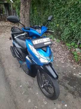 Beat New 2023 warna biru hitam