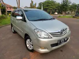 Toyota Kijang Inova Diesel At 2011