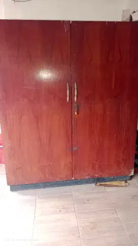 Lemari kayu bekas layak pakai, harga nego
