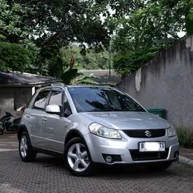 Low KM 70rb!! Suzuki SX4 X-Over 2010 A/T terawat