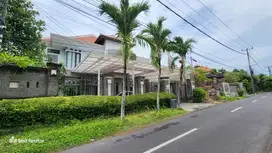 DIJUAL VILLA  SIAP HUNI DI RENON