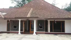 rumah asri mainroad jln cisangkuy, sayap jln riau, bandung tengah