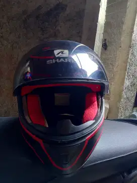 Helm Full Face Hitam