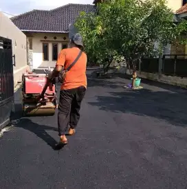 Pengaspalan jalan