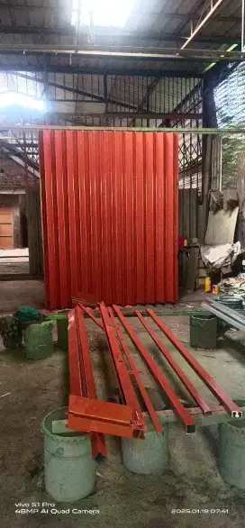 pintu harmonika