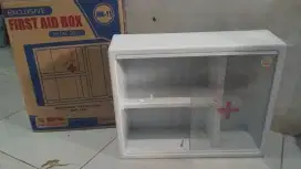 kotak obat P3K maspion mk-11 30cm x 35cm kondisi baru
