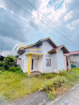 DISEWAKAN RUMAH DEKAT BANDARA