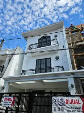 [NEGO SUKA2] Brand New House Rumah Baru lokasi sangat strategis Cinere