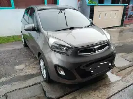 KIA picanto, mobil mulus no minus