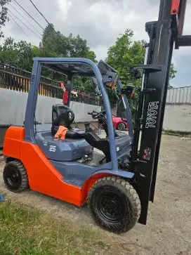 Forklift 2,5 ton 3lift toyota