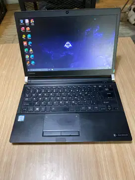 JUAL LAPTOP SECOND TOSHIBA DYANABOOK R73 i5 BERGARANSI!!