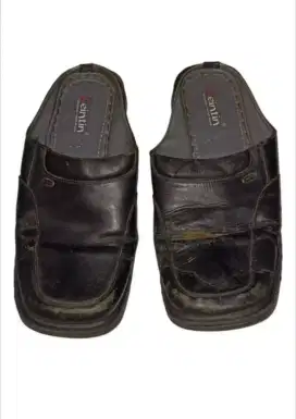 Sandal Selop Zeintin Original size 43