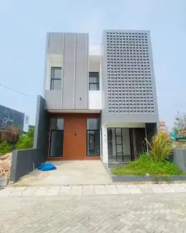 Rumah Mewah 2 Lantai Kota Bandar Lampung