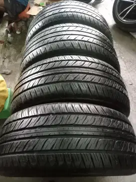 Dunlop grandtrek PTA 285 50 R20