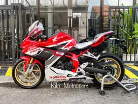 CBR250RR ABS SP QS 2025 racing red brand new