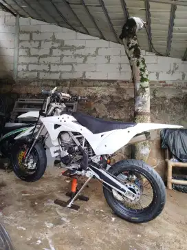 Kawasaki klx 150f