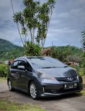 Honda Jazz RS MMC 2013AT