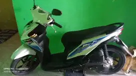 HONDA BEAT 110cc warna putih