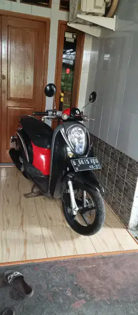 Di jual Scoopy karbu th 2012,di pdk aren ceger