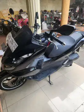 Pcx 160 hitam 2023 gbm kredit / tunai